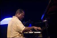 Eric Reed trio
