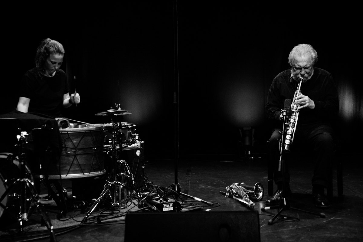 Evan Parker et Camille Emaille