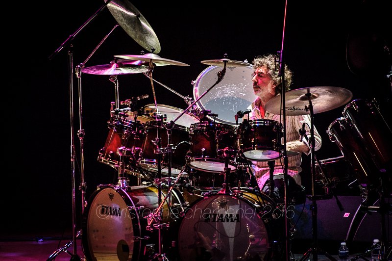 Simon Phillips