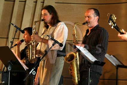 Jeanne Added / Stéphane Guillaume / David El Malek