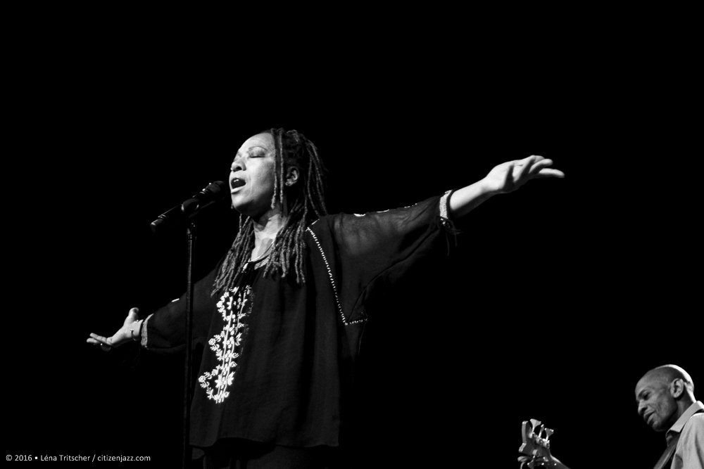 Lisa Simone