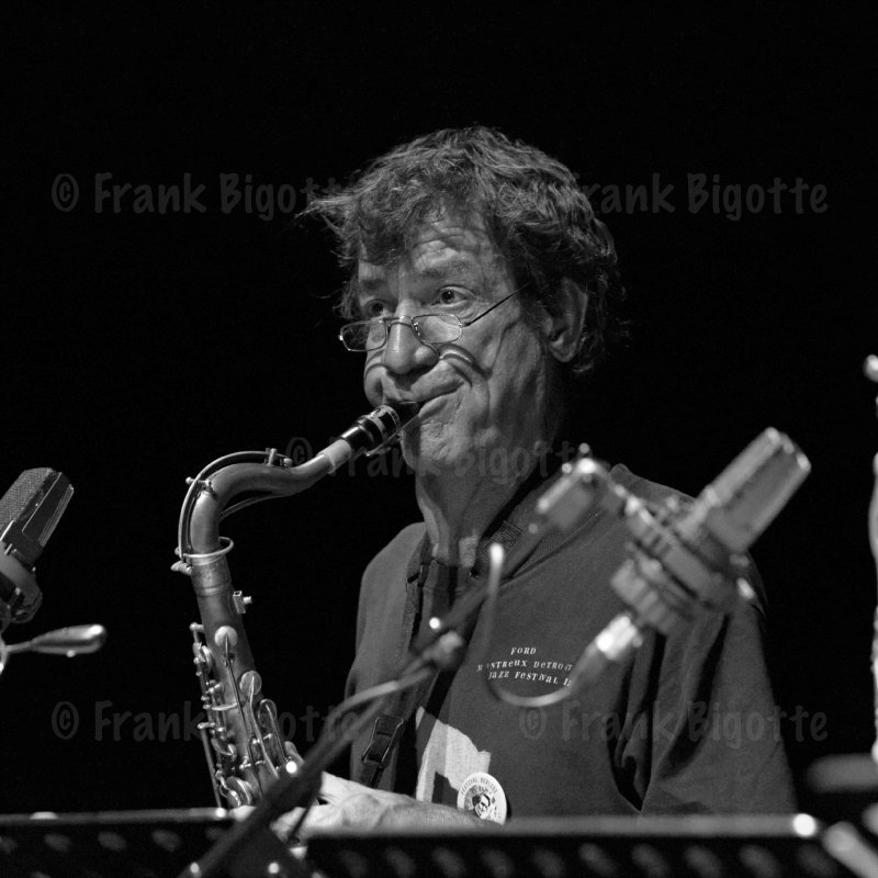 Jean Aussanaire (saxophones) - Over The Hills