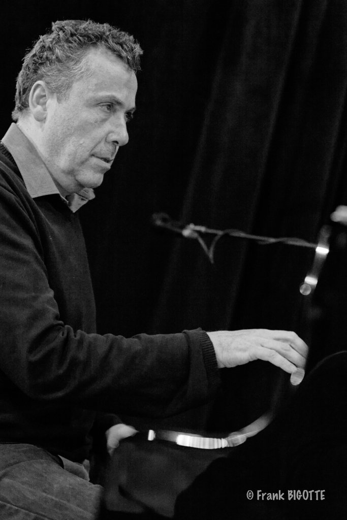 Jean-Marie Machado le 18 mars 2011 avec « La Fête à Boby » à l'Espace (…)