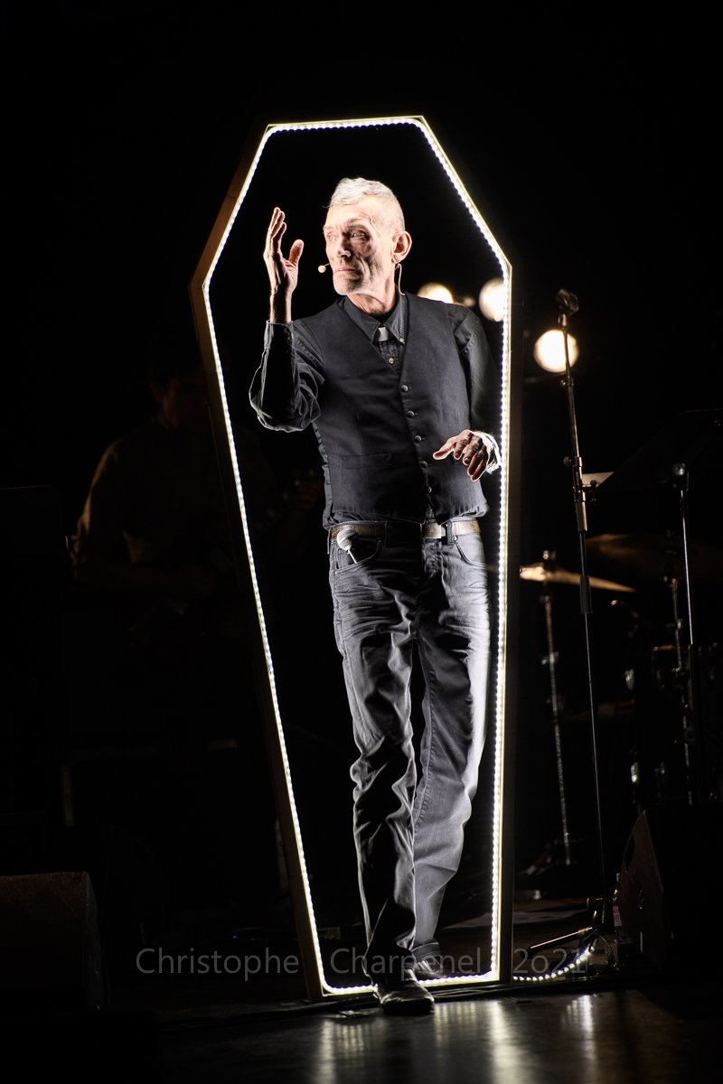 Mark Tompkins