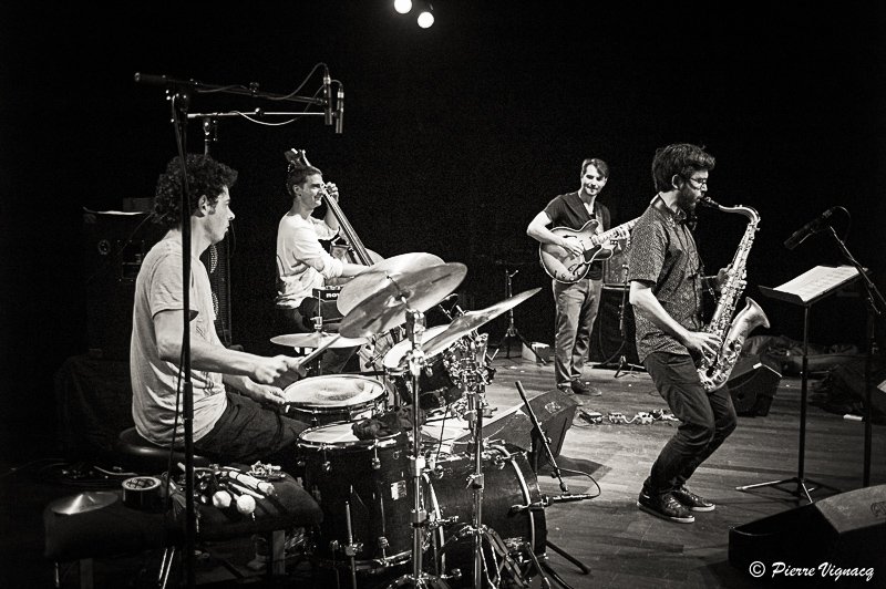Julien Augier ; Philippe Monge ; Rémy Gauche ; Philippe Lopes de Sa