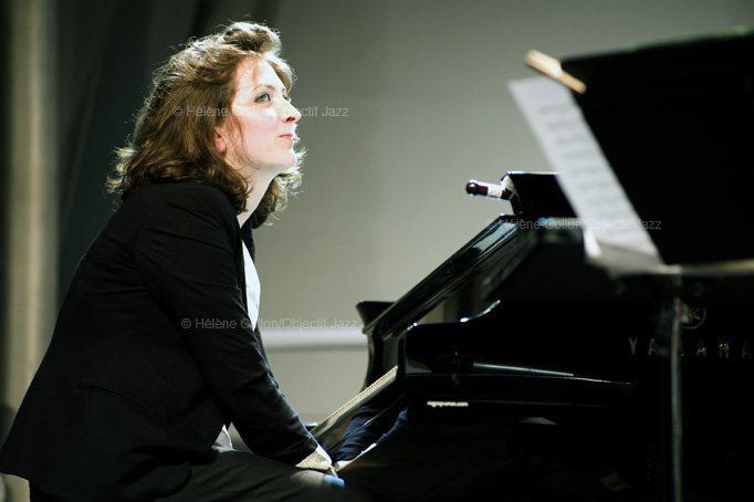 Ève Risser