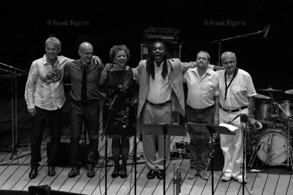 Ronald Baker Quintet invite Michelle Hendricks