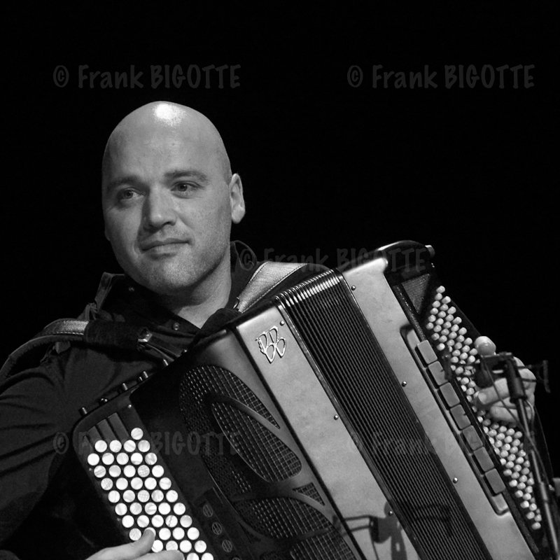 Lionel Suarez (Quarteto Gardel)