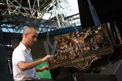 Shai Maestro