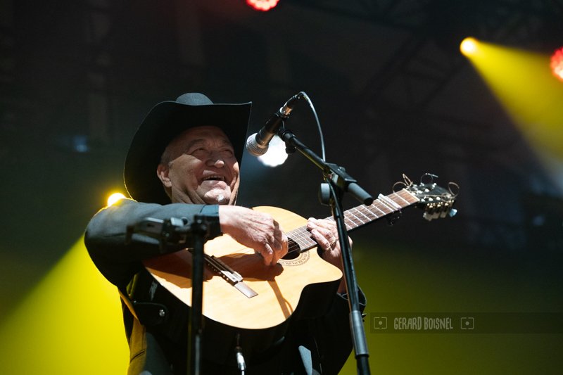 Eliades Ochoa