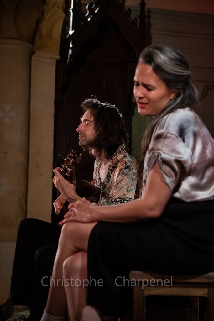 Giani Caserotto, Linda Oláh