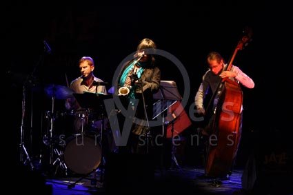 Géraldine Laurent / Yoni Zelnik / Laurent Bataille