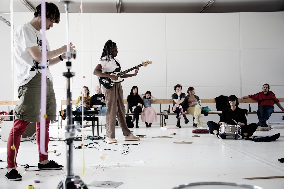 Asuna, Farida Amadou et Katharina Ernst