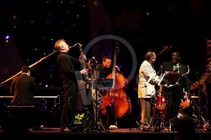 Bennie Wallace / Jesse Davis / Jerry Dodgion / Adam Schroeder / Paul Beaudry (…)