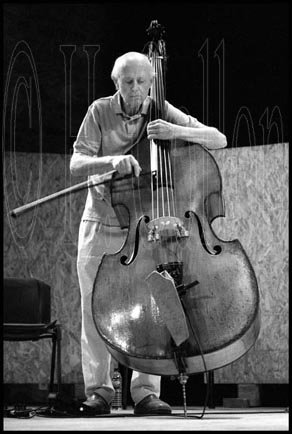 Barre Phillips © Hélène Collon