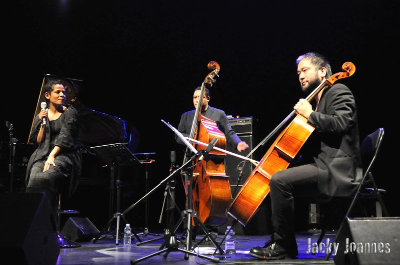 Laïka 4tet (Laïka, Christopher Thomas, Eric-Maria Couturier) © Jacky Joannès