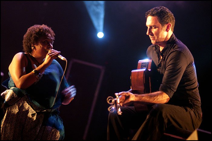 Eténèsh Wassiè, Mathieu Sourisseau