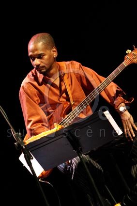 Victor Bailey