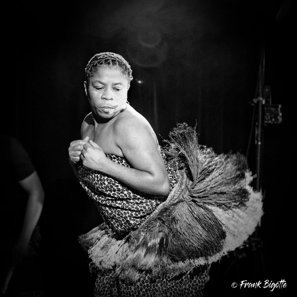 Manongo Angélique