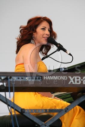 Robin McKelle