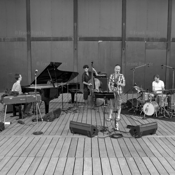 Pierre de Bethmann quartet