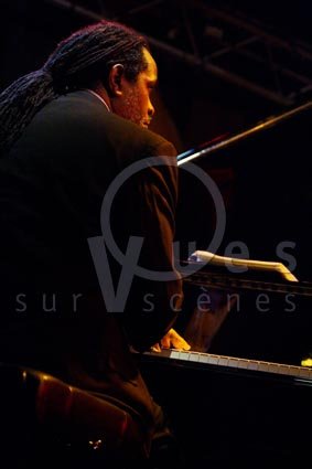 Aaron Graves