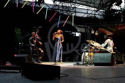Mina Agossi / Alexandre Hièle / Ichiro Onoe