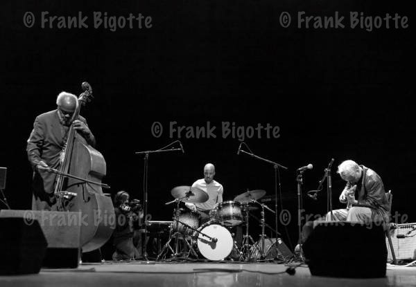 Marc Ribot trio