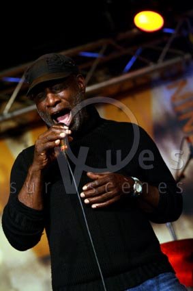 Frederick Tuxx