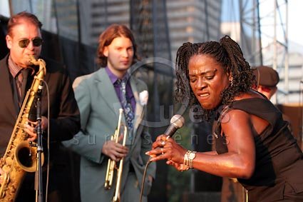 Neal Sugarman / David Guy / Sharon Jones