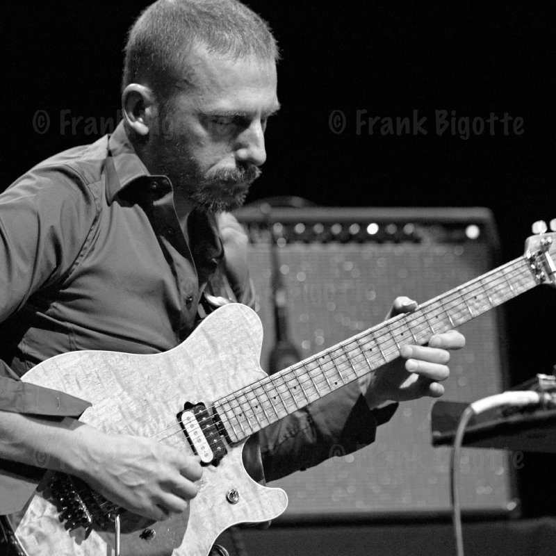 Olivier Benoit (guitare) - Puzzle