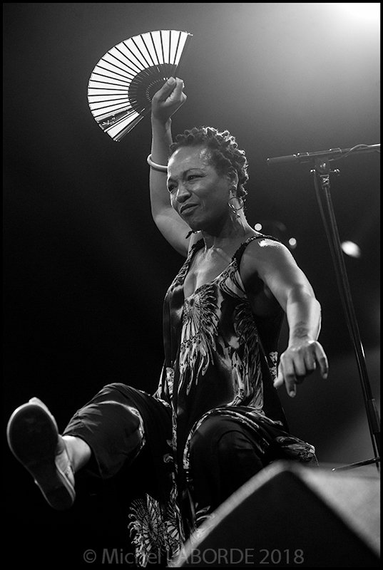 Lisa Simone