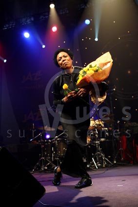 Dee Dee Bridgewater