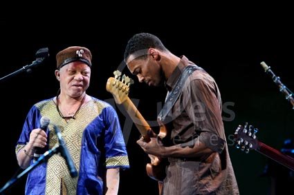 Salif Keita / Mike Clinton