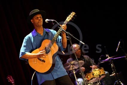 Eric Bibb / Larry Crockett