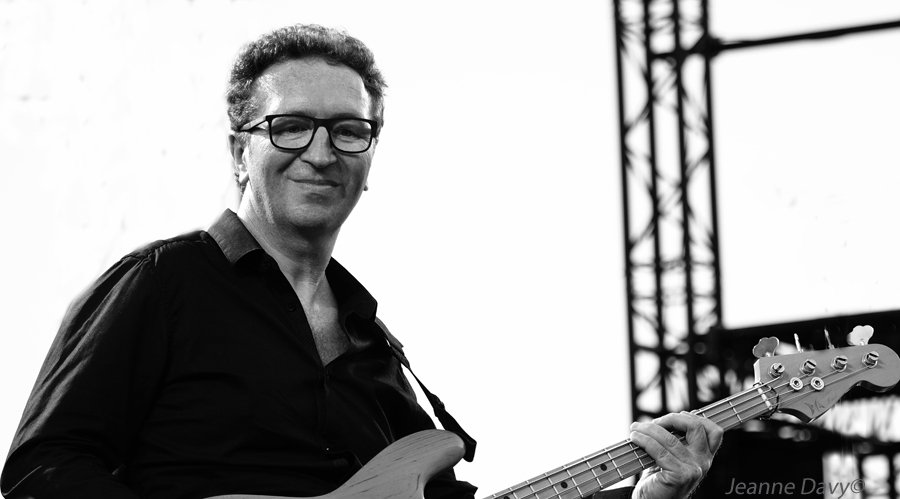 Thierry Balin ( basse, basse Fretless)