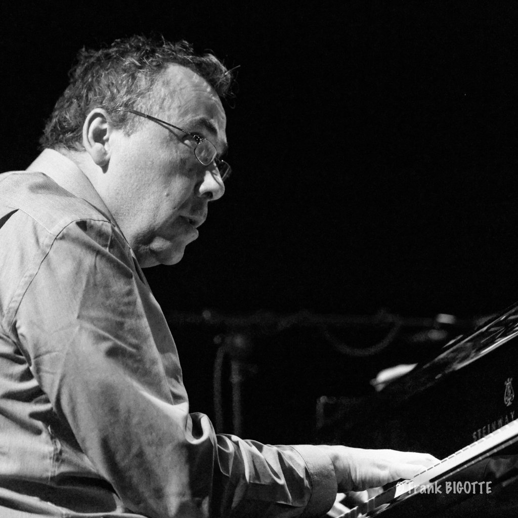 Jean-Marie Machado le 9 avril 2013 avec « La Fête à Boby » au Chai Skalli (…)