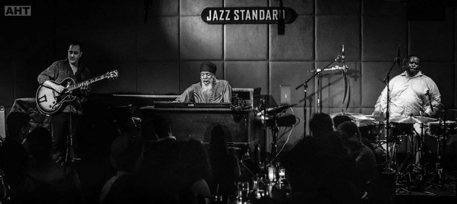 Dr. Lonnie Smith - Jonathan Kreisberg - Johnathan Blake