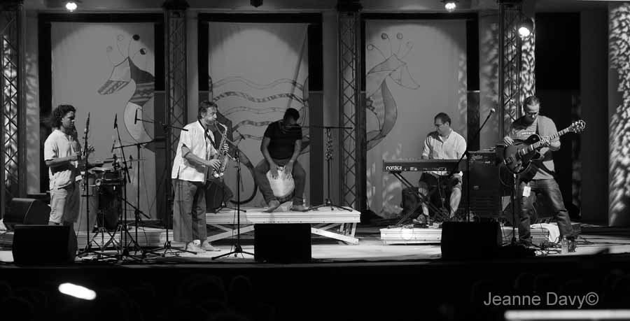 « Identité » Gaël Horellou - Gaël Horellou (saxophone), Nicolas Beaulieu (…)