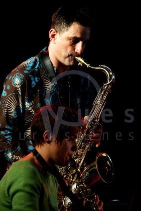 Eric Séva / _