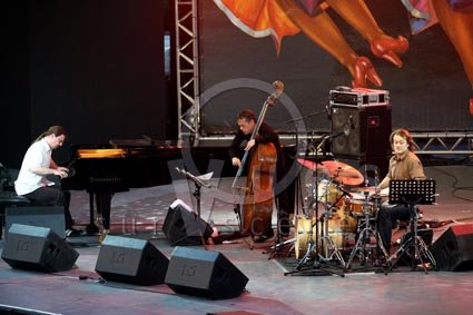 Jérémie Ternoy / Nicolas Mahieux / Charles Duytschaever