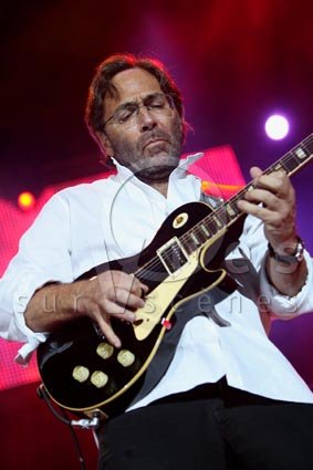 Al Di Meola