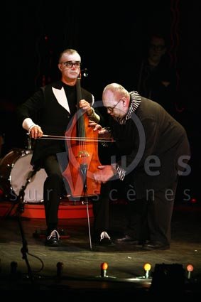 Pierre Tiboom Guignon / Eric Longsworth