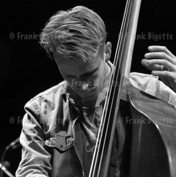 Petter Eldh, à Nevers, le 9 novembre 2011 © Frank Bigotte