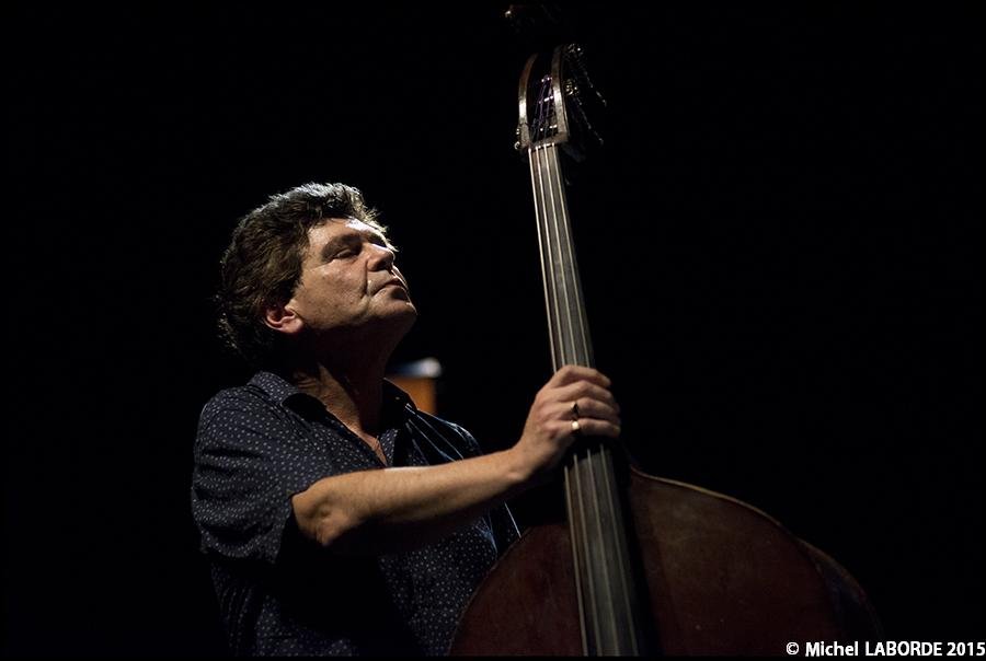 Carlos Bica © Michel Laborde