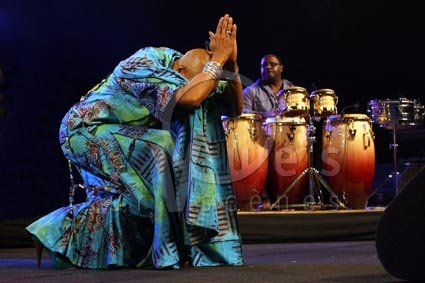 Dee Dee Bridgewater / Pernell Saturnino