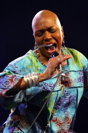 Dee Dee Bridgewater