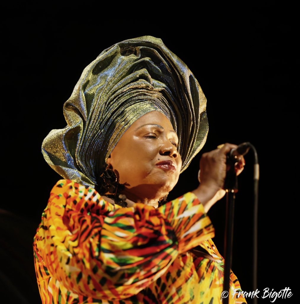 Naïny Diabaté (chant, compositions) à Montpellier (34)