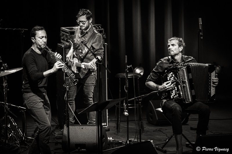 Vincent Lê Quang ; Julien Herné ; Vincent Peirani
