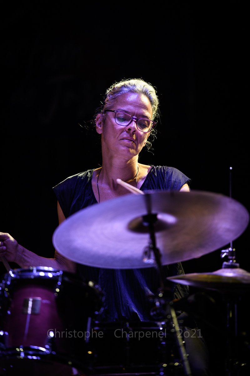 Julie Saury